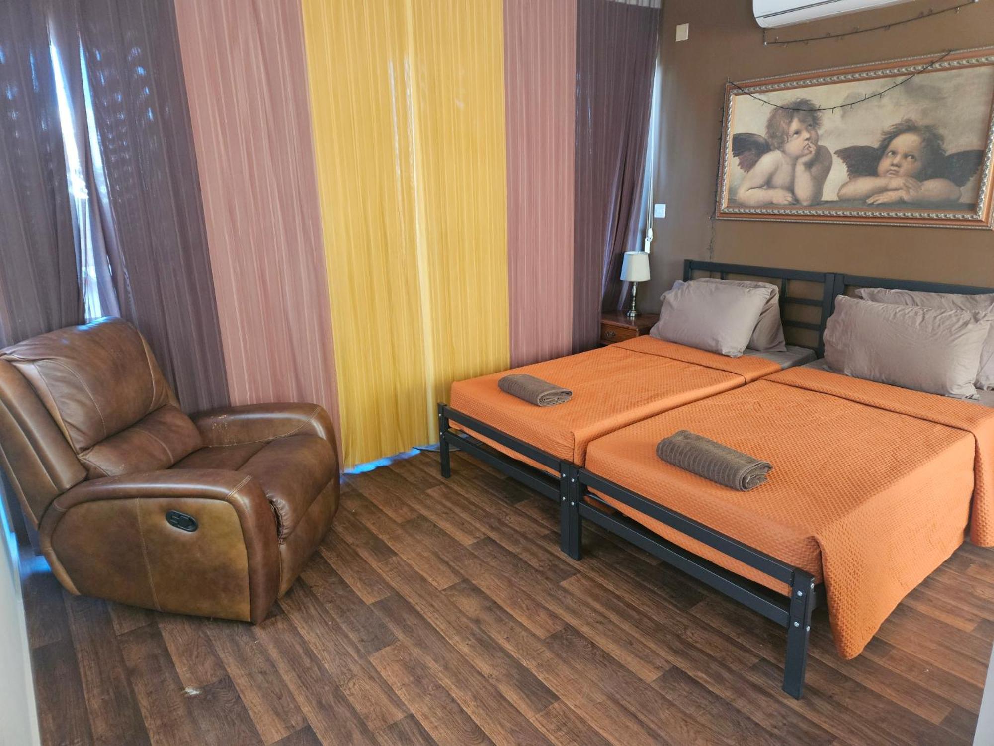 Lotus Guest House Malta Gzira Экстерьер фото